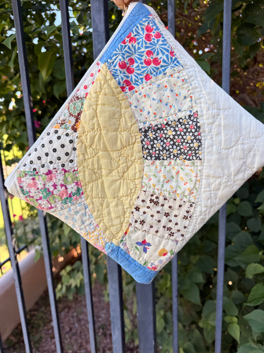 Vintage Patchwork Quilted Zipper Pouch
