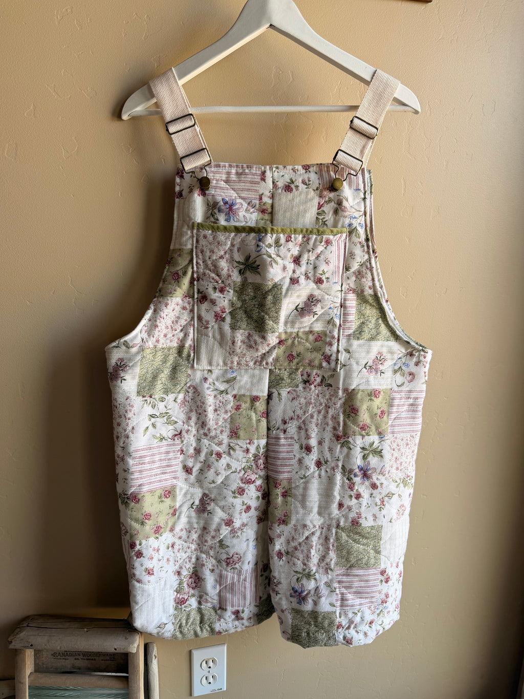 Meadow Patch Quilt Overalls – Vintage Floral (Large)