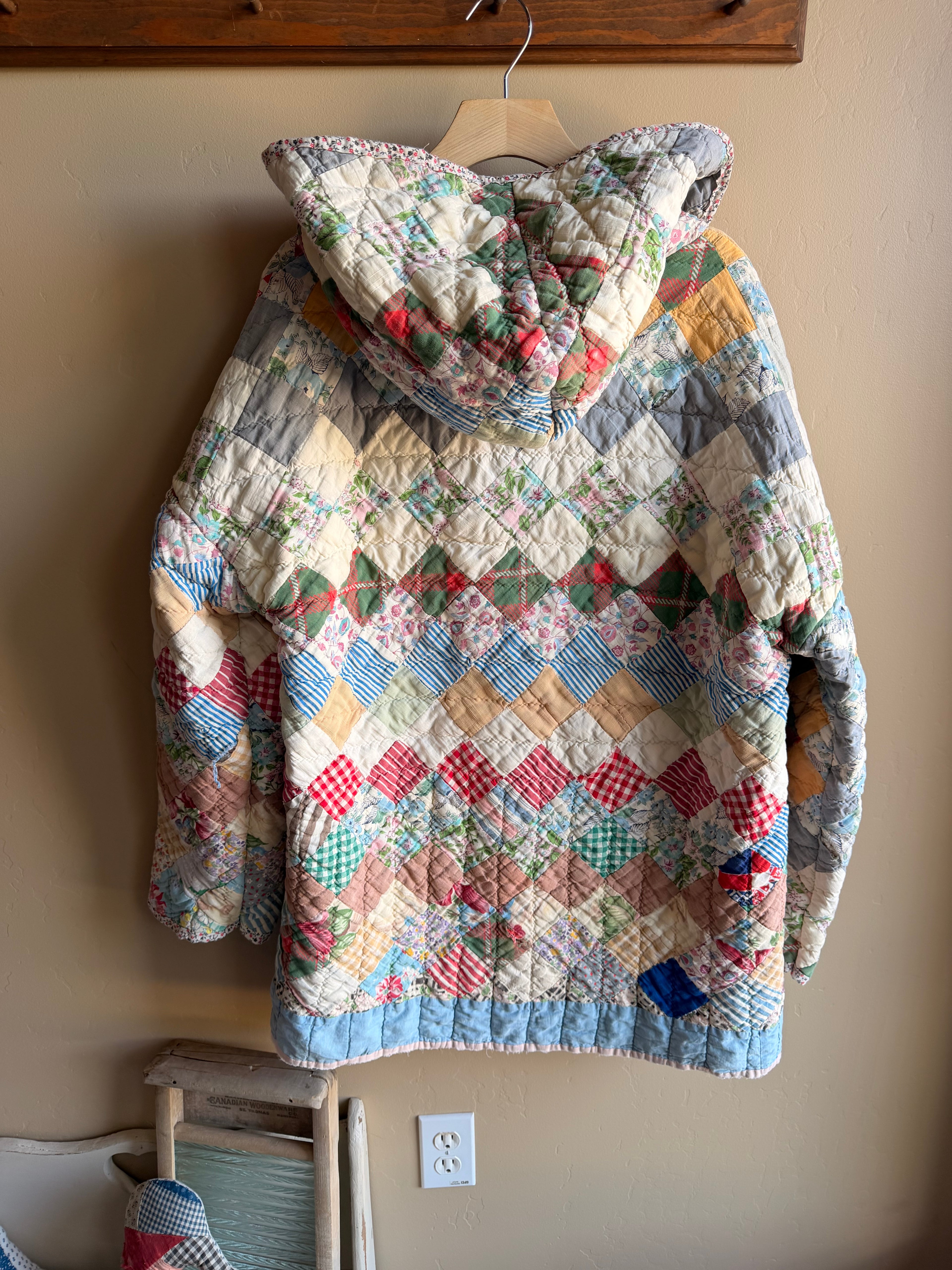 Heirloom Patch Hooded Jacket – Vintage Quilt (XL)