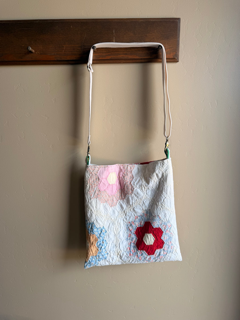 Wildflower Crossbody – Vintage Quilt Bag