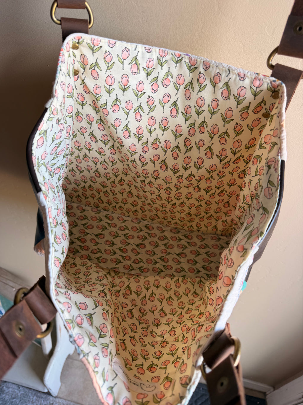 Heirloom Garden Leather Tote – Vintage Quilt