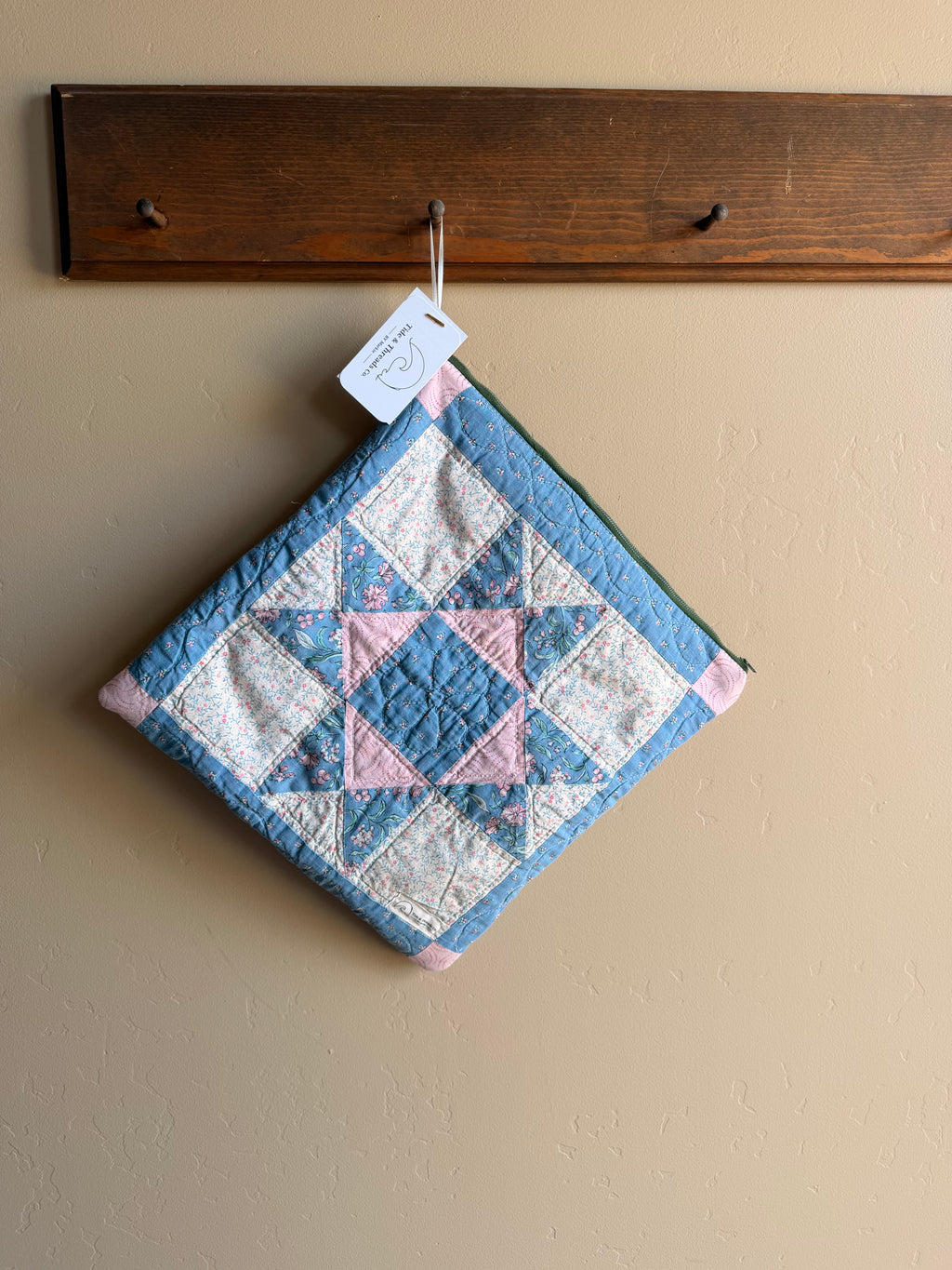 Extra Large Zippered Quilted Tote – Vintage Patchwork Carryall