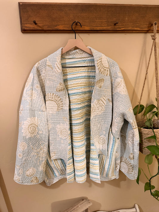 Quilted Seashell Print Jacket — Reversible Coastal Coat | Size L-XL