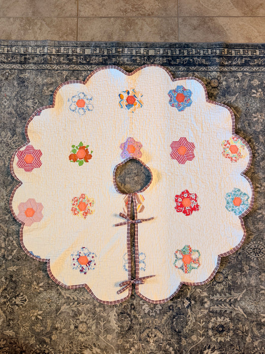 Grandmother Garden Tree Skirt
