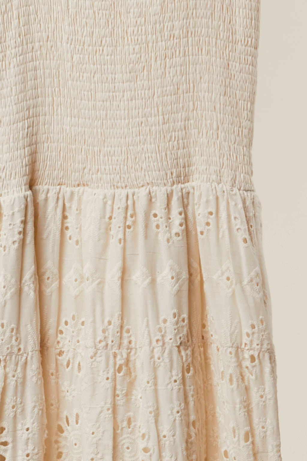 EMBROIDERED ELASTICE SLEVVESLESS MAXI DRESS